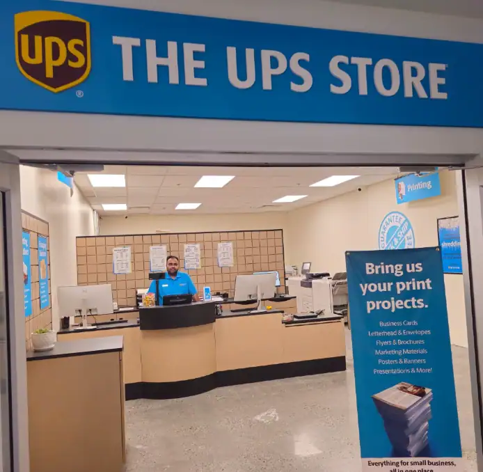 UPS print store