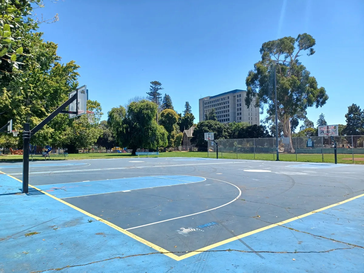 Outdoor basketball courts in a park in Oakland, California
